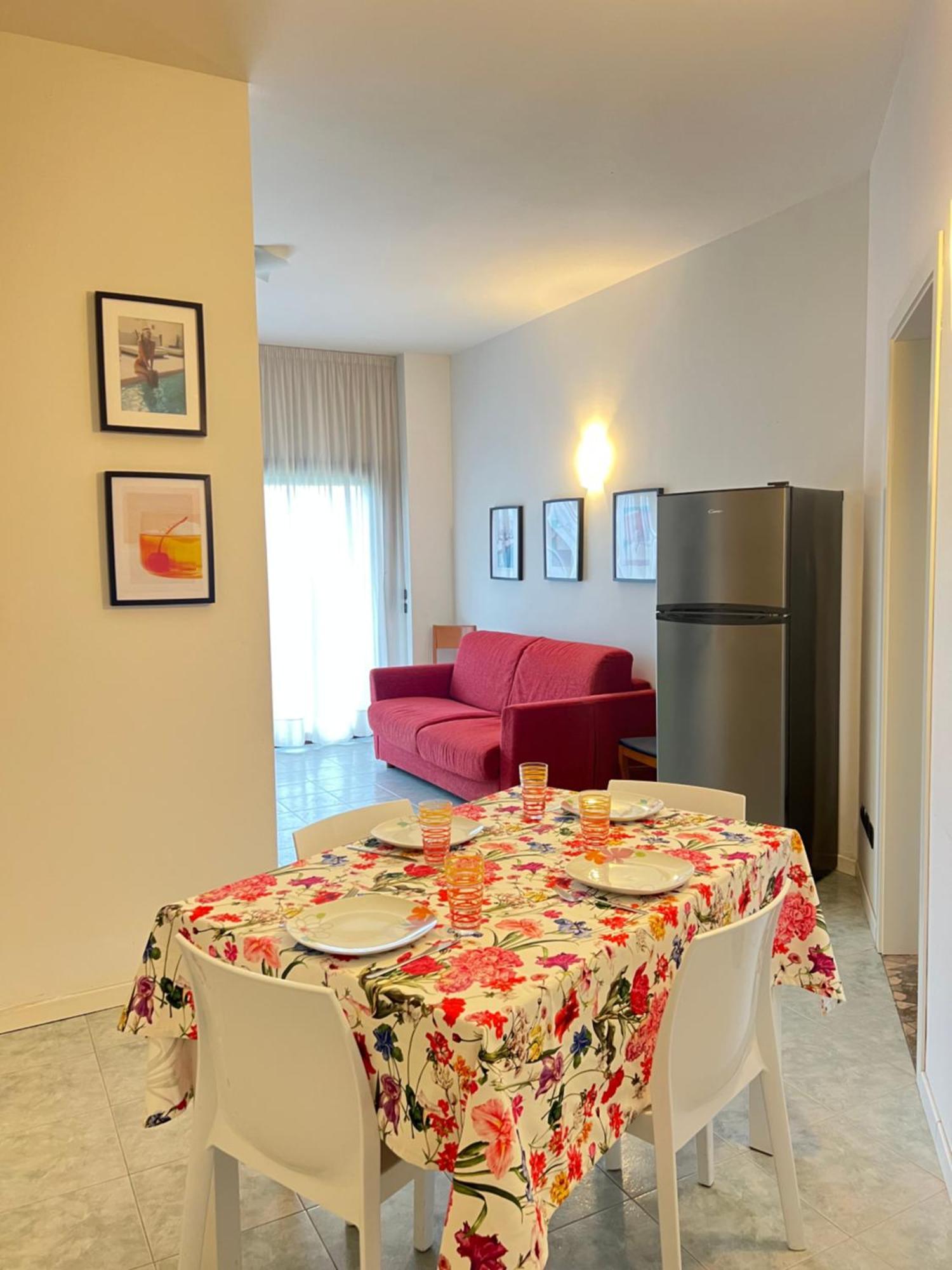 Margherita 8 Apartment - Ground Floor Rimini Luaran gambar